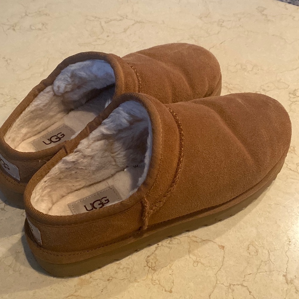Ugg Classic Slipper (chestnut)